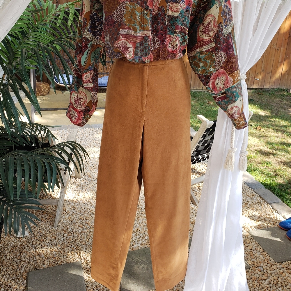 Camel pant